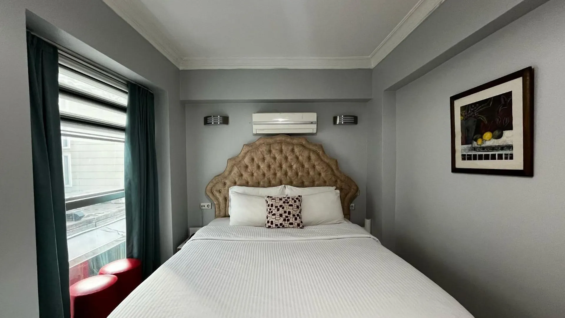 Invivo Hotel Измир